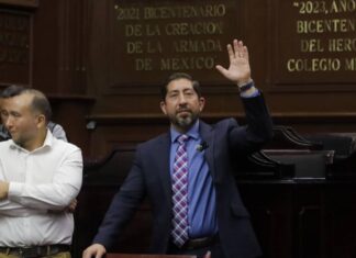 Impulsar la costa michoacana como destino turístico mundial, propone Abraham Espinoza