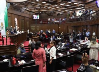 Avala Congreso diez Glosas del Tercer Informe de Gobierno.