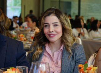 Reconoce Brissa Arroyo aportación de las mujeres empresarias para el desarrollo del estado