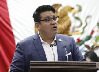 Toño Carreño presenta iniciativa para atender la salud emocional