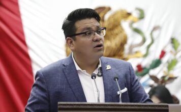 Toño Carreño presenta iniciativa para atender la salud emocional