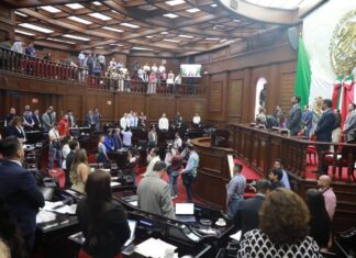 Busca 76 Legislatura reducir circulación de camiones de carga con doble remolque o semirremolque en carreteras