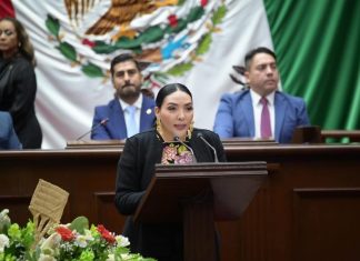 GPPRI seguirá siendo oposición responsable que construye y propone: Adriana Campos Huirache