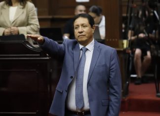 Designa 76 Legislatura a Daniel Rangel Piñón como director del IIEL