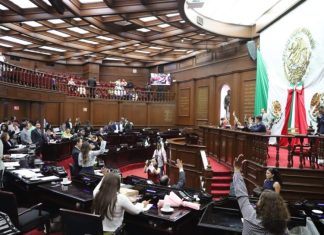 Reconoce 76 Legislatura a Margarita Arriaga Pierres con la Condecoración “Merito al Turismo Michoacano” 2025