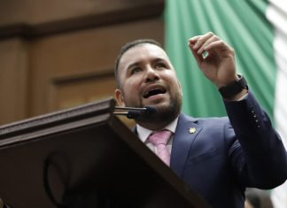 Aprobación de reforma para ser legislador en Michoacán a partir de los 18 años fortalece la democracia: Reyes Galindo