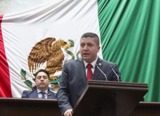 Vicente Gómez presenta iniciativas para dotar de atribuciones al Congreso y a los gobiernos municipales para el reciclaje de la basura electrónica